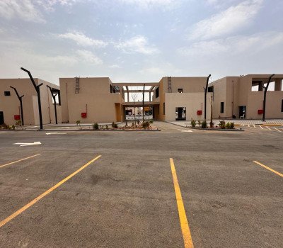 Five Drive-Thru Restaurants and Cafes